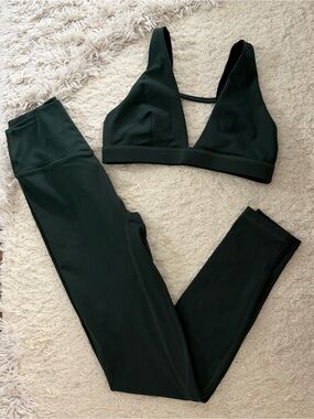 💚 LIAISON THE LABEL - BRIDGE PANT AND PLUNGE BRA IN PINE 🌲